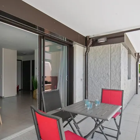 Maveria Welkeys Apartment *
